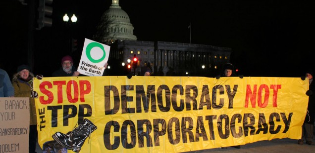 Protesters gather outside of the Capitol building with a message against the TPP. (Stop FastTrack / CC BY 2.0)